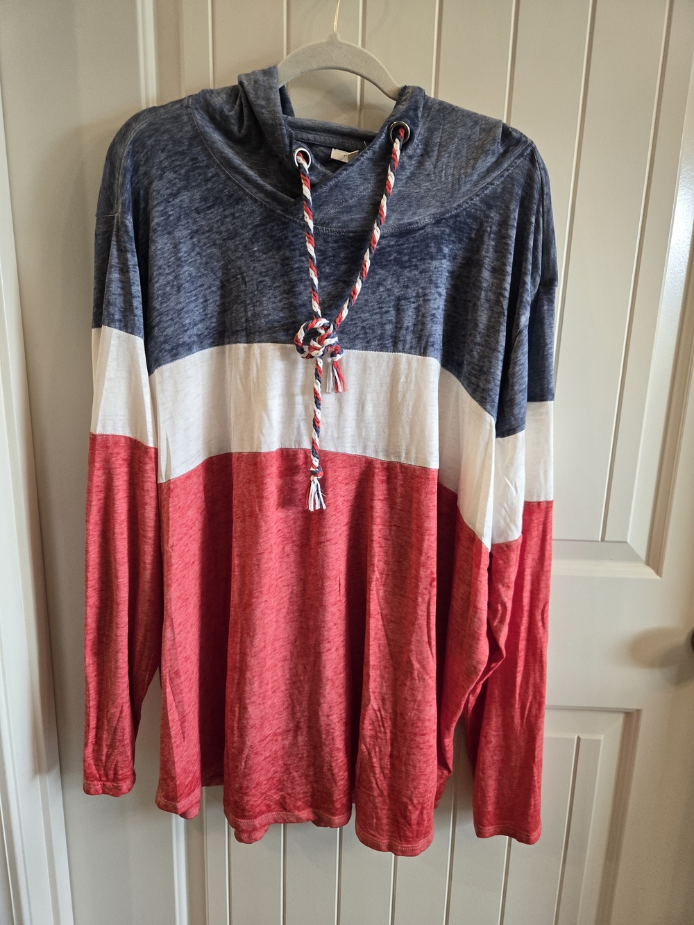 Maurices Colorblock Hooded Long Sleeve Tee Shirt - Red, White & Blue Sixe 4x
